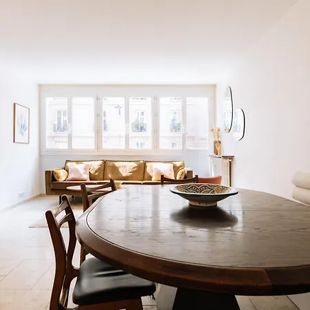 Appartement & Spacious For 6 Paris