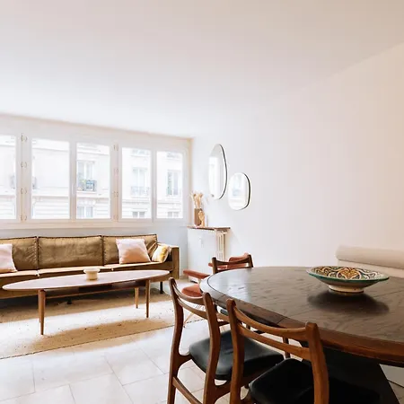 & Spacious For 6 Paris
