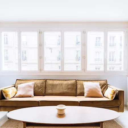 & Spacious For 6 * Paris