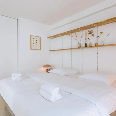 Appartement & Spacious For 6